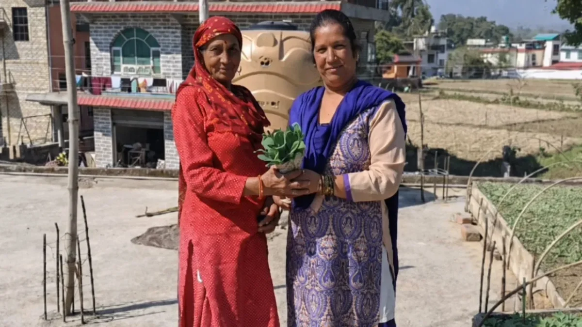 Sunita Devi training students in natural farming