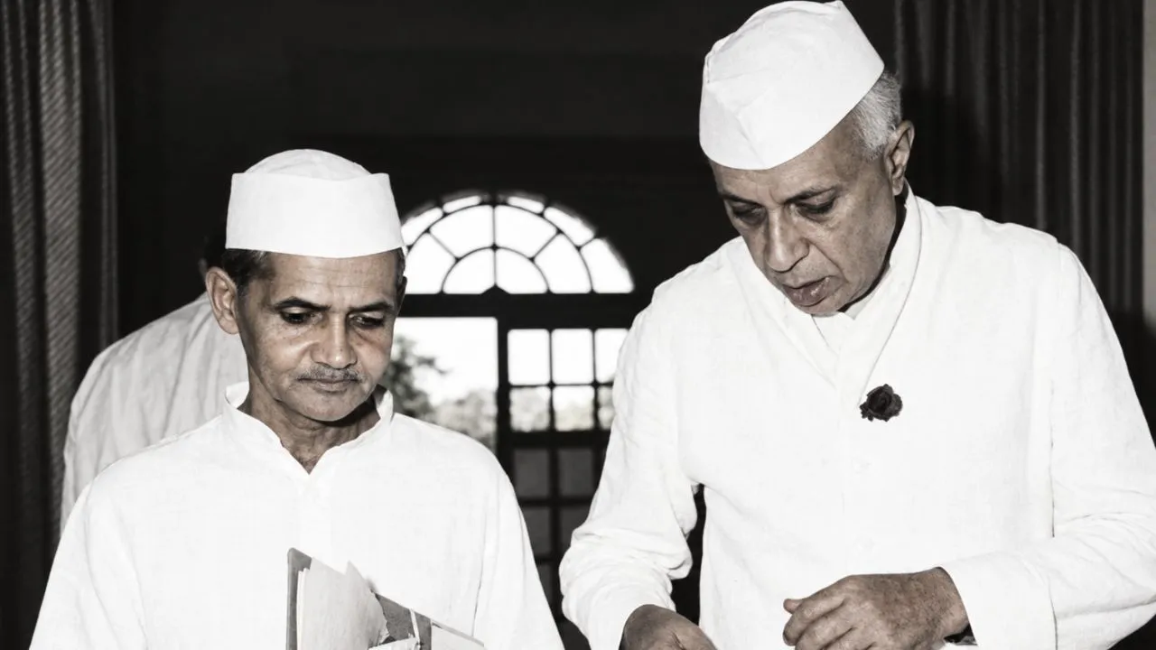 मोरारजी देसाई पीएम बनते-बनते रह गए 200 सांसदों की वो इनसाइड स्टोरी